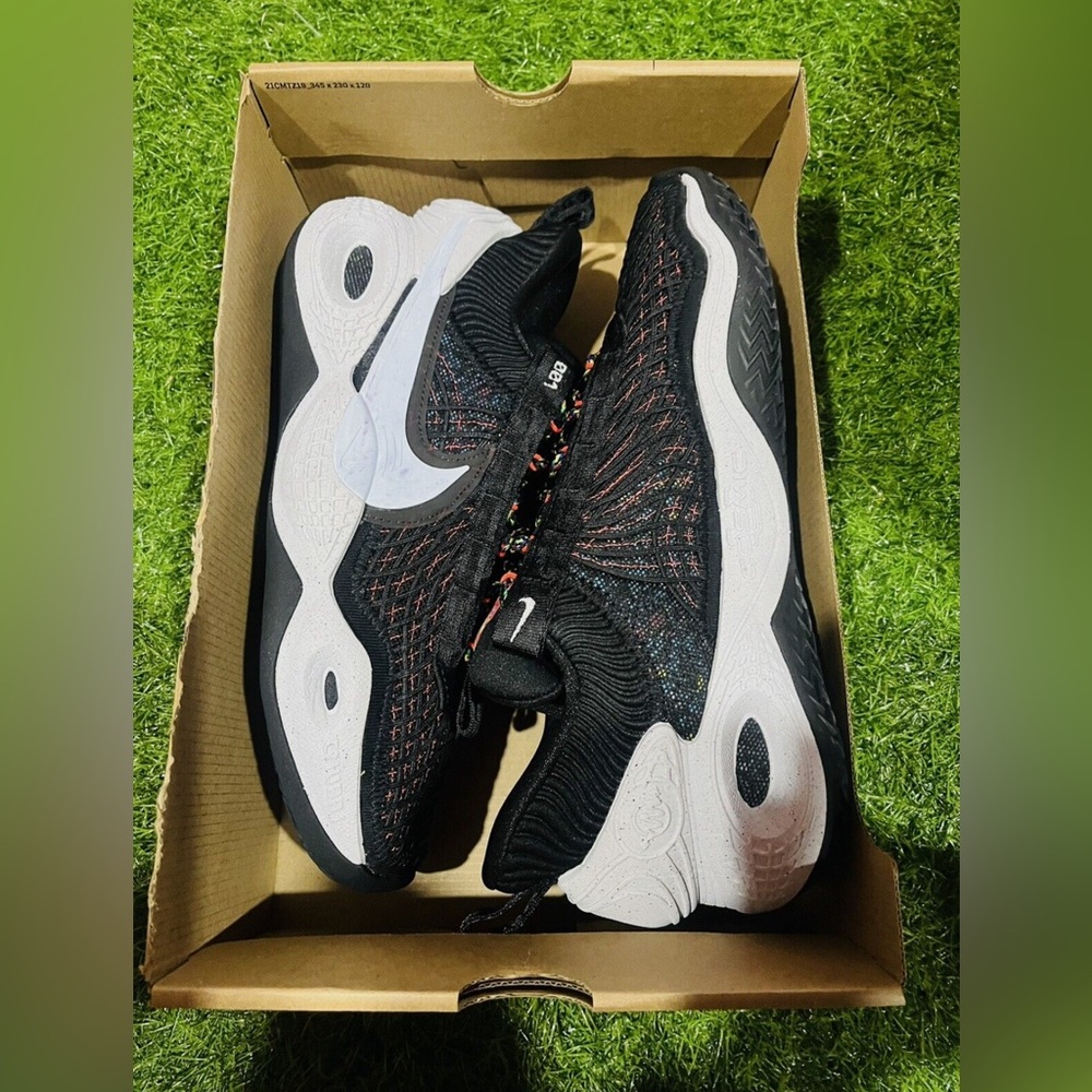 Size 11 - Nike Cosmic Unity TB Black White